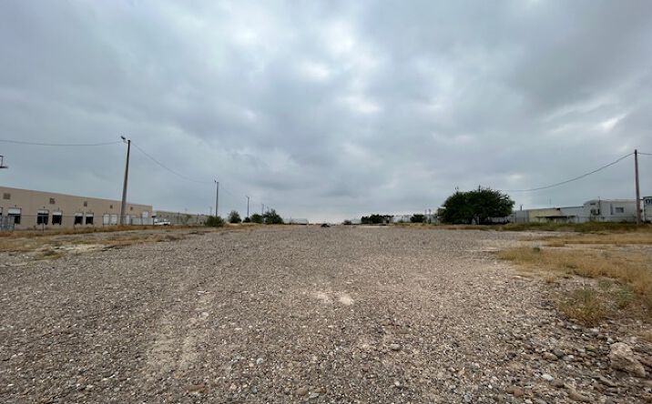 Pictures of Land property located at 13607 Regional Dr, Laredo, TX 78045 for lease - image #1