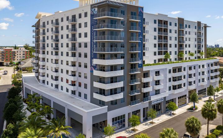 Pictures of Retail property located at 200 NE 1st Ave, Pompano Beach, FL 33060 for lease - image #1
