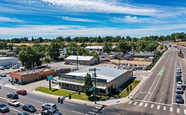 Pictures of Retail, Office, Special Purpose property located at 4141 W Chinden Blvd, Garden City, ID 83714 for lease - image #1