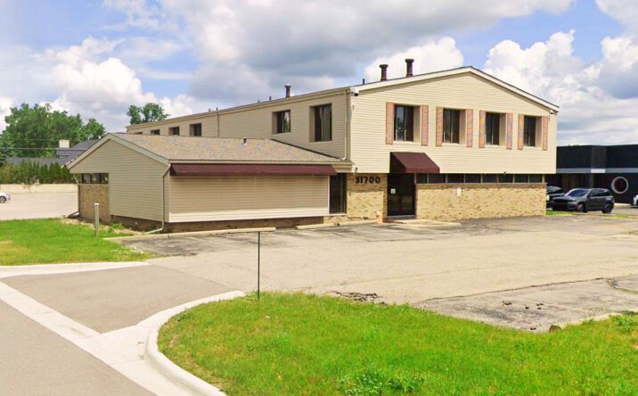 Pictures of Office property located at 31700 W 12 Mile Rd, Farmington Hills, MI 48334 for lease - image #1