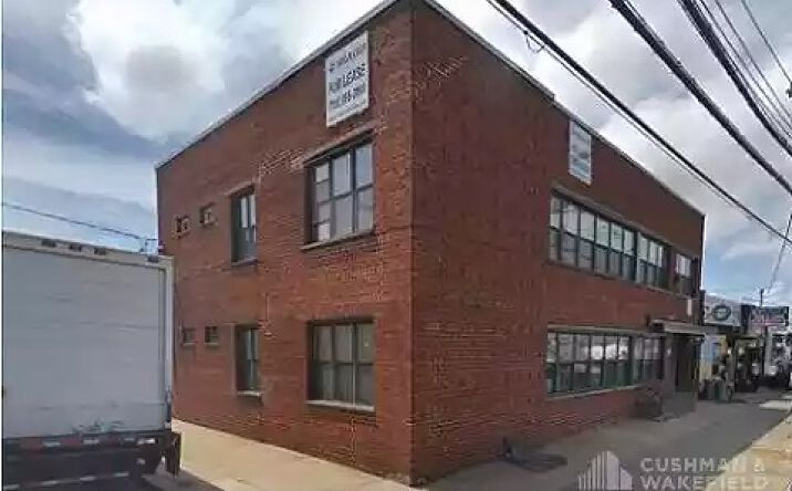 Pictures of Office, Industrial property located at 153-40 Rockaway Blvd, Jamaica, NY 11434 for lease - image #1