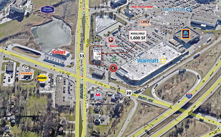 Pictures of Retail property located at 1070 N Rohlwing Rd, Addison, IL 60101 for lease - image #1