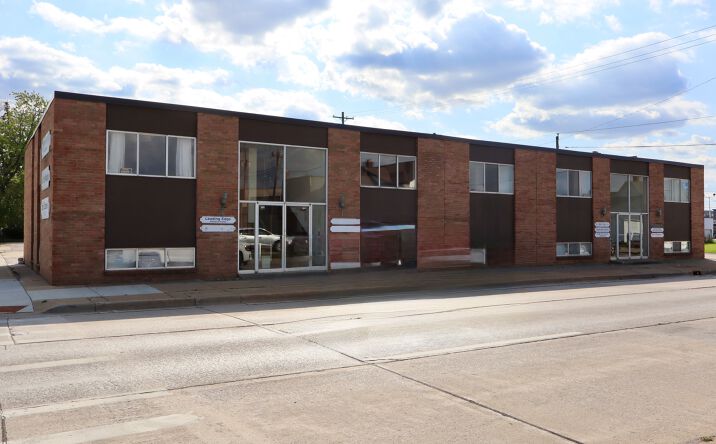 Pictures of Office property located at 406 7th St, Bay City, MI 48708 for lease - image #1