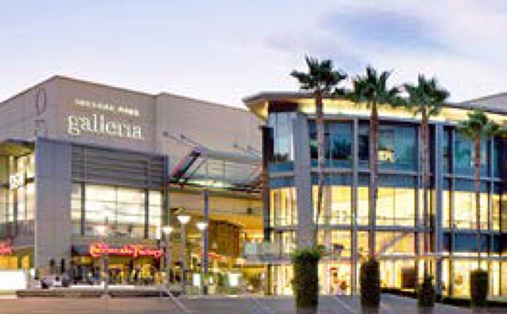 Pictures of Retail, Restaurant property located at 12824 Ventura Blvd, Los Angeles, CA 91604 for lease - image #1