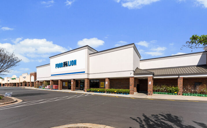 Pictures of Retail property located at 1885 E Broad St, Statesville, NC 28625 for lease - image #1