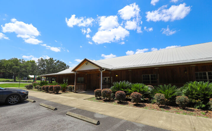 Pictures of Industrial, Office, Retail property located at 13723 NW US Hwy 441, Alachua, FL 32615 for lease - image #1
