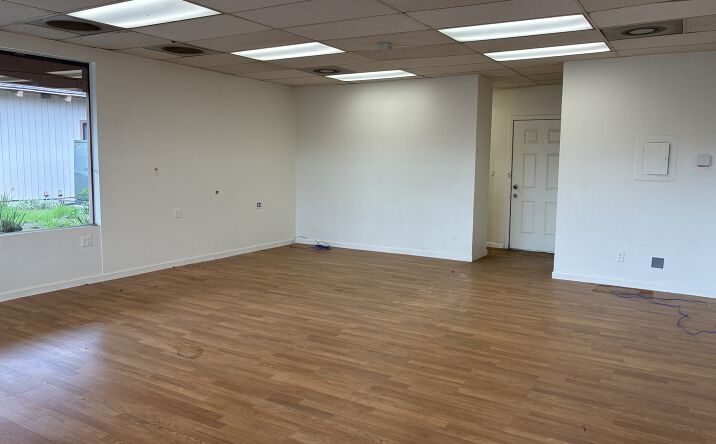 Pictures of Retail, Office property located at 330 W Felicita Ave, Escondido, CA 92025 for lease - image #1