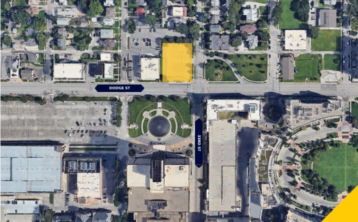 Pictures of Land property located at 110 N 33rd St, Omaha, NE 68131 for lease - image #1