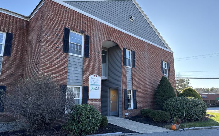 Pictures of Office property located at 1 Merrill Industrial Drive, Units 4, 5, & 6, Hampton, NH 03842 for lease - image #1