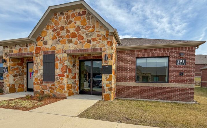 Pictures of Office property located at 291 S Preston Rd, Prosper, TX 75078 for lease - image #1