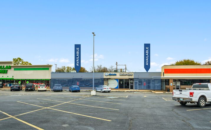 Pictures of Retail property located at 4304 SE 15th St, Del City, OK 73115 for lease - image #1