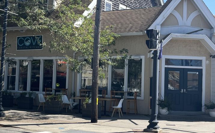 Pictures of Restaurant property located at 615 Main Street 14, Hyannis, MA 02601 for lease - image #1