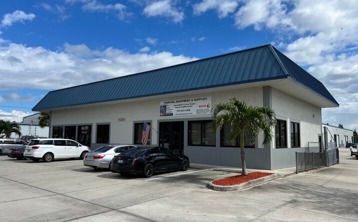 Pictures of Retail, Industrial, Office property located at 11395 66th St N, Largo, FL 33773 for lease - image #1