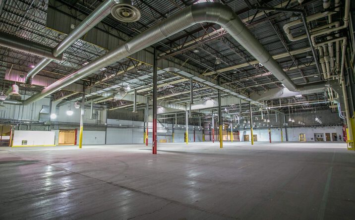 Pictures of Industrial property located at 2460 Kerper Boulevard #Suite 401-401A, Dubuque, IA 52001 for lease - image #1