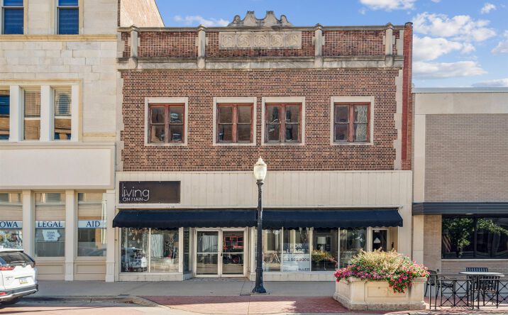 Pictures of Special Purpose property located at 730 Main Street, Dubuque, IA 52001 for lease - image #1