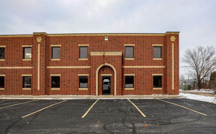 Pictures of Industrial property located at 4699 Loomis #C, Ravenna, OH 44266 for lease - image #1