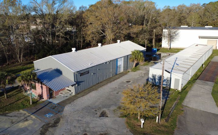 Pictures of Retail, Industrial property located at 46 Robert Smalls Pkwy, Beaufort, SC 29906 for lease - image #1