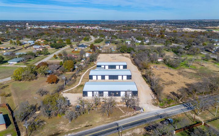 Pictures of Industrial property located at 6471 E Bankhead Hwy, Willow Park, TX 76087 for lease - image #1