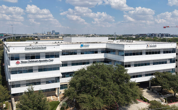 Pictures of Office property located at 8611 N Mopac Expy, Austin, TX 78759 for lease - image #1