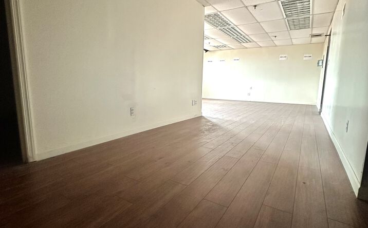 Pictures of Office, Retail property located at 59-50 Borden Ave, Maspeth, NY 11378 for lease - image #1