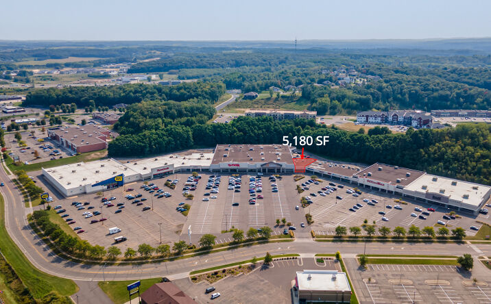 Pictures of Retail property located at 4060 Commonwealth Ave, Eau Claire, WI 54701 for lease - image #1