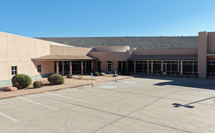 Pictures of Office property located at 1140 Commerce Dr, Las Cruces, NM 88011 for lease - image #1