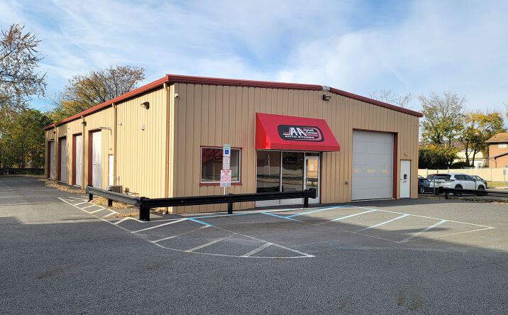 Pictures of Retail property located at 29 Carle St, Kingston, PA 18704 for lease - image #1
