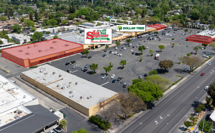 Pictures of Retail property located at 6 Court St, Woodland, CA 95695 for lease - image #1