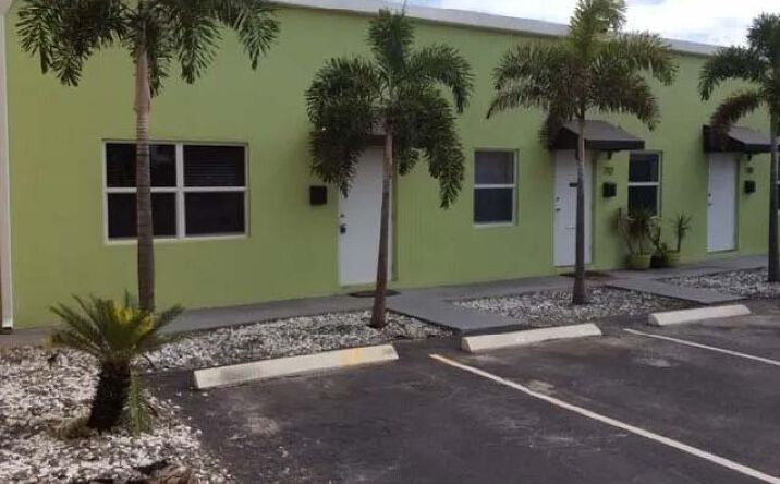 Pictures of Industrial property located at 710-714 NE 1st Avenue, Fort Lauderdale, FL 33304 for lease - image #1
