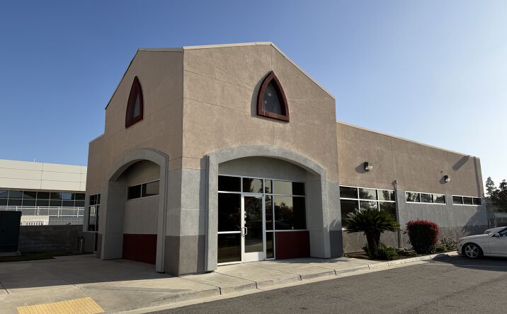 Pictures of Office, Special Purpose property located at 9879 Camino Media, Bakersfield, CA 93311 for lease - image #1