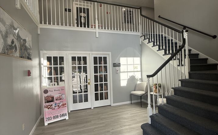 Pictures of Retail, Office property located at 4133 Whitney Ave, Hamden, CT 06518 for lease - image #1