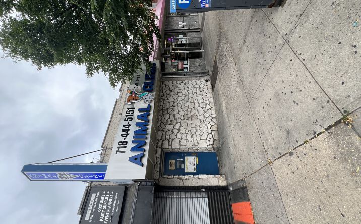 Pictures of Restaurant, Office, Retail property located at 9518 Avenue L, Brooklyn, NY 11236 for lease - image #1