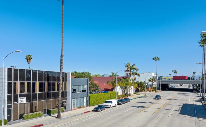 Pictures of Office property located at 11295 Washington Blvd, Culver City, CA 90230 for lease - image #1