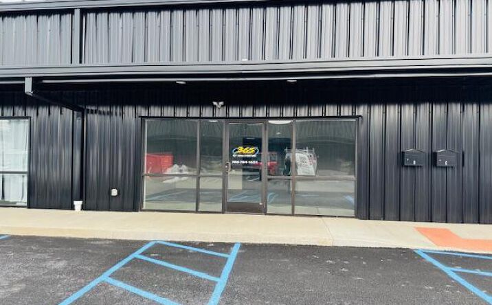 Pictures of Retail, Restaurant, Office property located at 2567 E Main Street #D, Lancaster, OH 43130 for lease - image #1