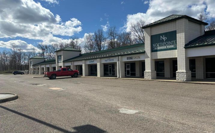 Pictures of Retail, Restaurant, Office, Special Purpose property located at 3935 Northpointe Drive, Zanesville, OH 43701 for lease - image #1