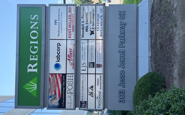 Pictures of Office property located at 303 Jesse Jewell Pkwy SE, Gainesville, GA 30501 for lease - image #1