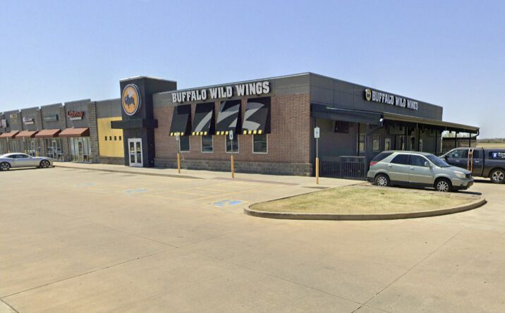 Pictures of Retail property located at 2126 N Van Buren St, Enid, OK 73703 for lease - image #1