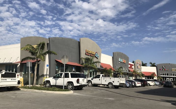 Pictures of Retail property located at 13115 W Okeechobee Rd, Hialeah Gardens, FL 33018 for lease - image #1