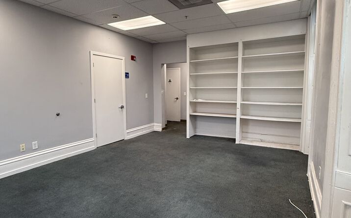 Pictures of Office property located at 4811 Germantown Ave, Philadelphia, PA 19144 for lease - image #1