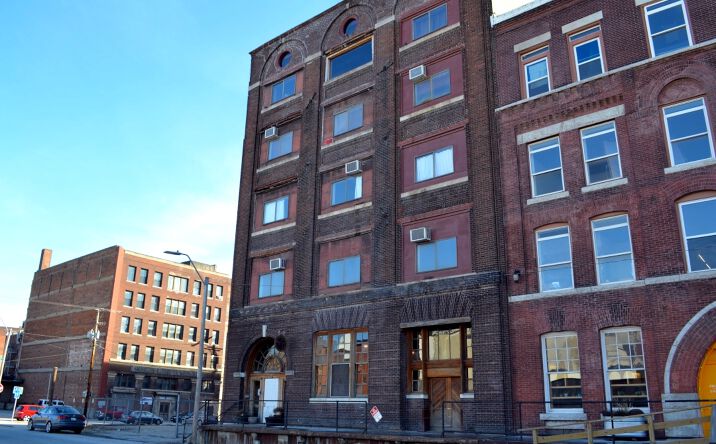 Pictures of Retail, Office, Industrial property located at 1409 W 11th St, Kansas City, MO 64101 for lease - image #1