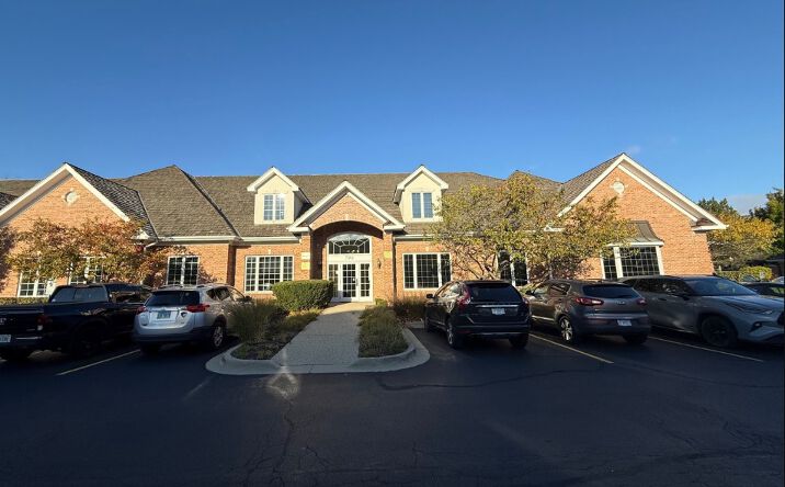 Pictures of Office property located at 708 Florsheim Dr, Libertyville, IL 60048 for lease - image #1