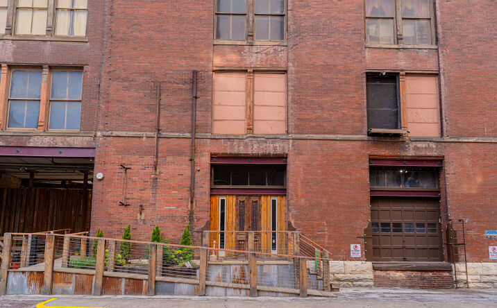 Pictures of Retail, Office, Industrial property located at 1401 W 13th St, Kansas City, MO 64102 for lease - image #1