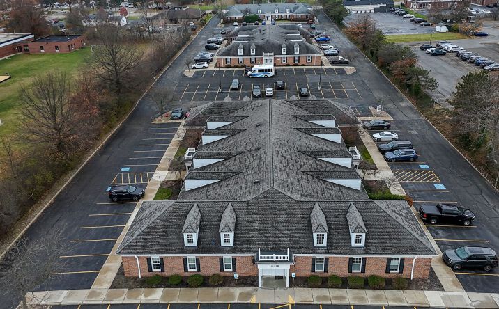 Pictures of Office property located at 6551 - 6559 Wilson Mills Road, Mayfield, Ohio, Cleveland, OH 44143 for lease - image #1
