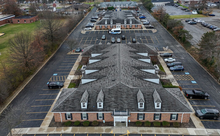 Pictures of Office property located at 6551 - 6559 Wilson Mills Road, Mayfield, Ohio, Cleveland, OH 44143 for lease - image #1
