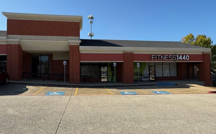 Pictures of Retail property located at 103 W Loop 281, Longview, TX 75605 for lease - image #1