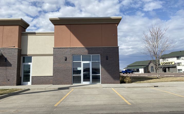 Pictures of Retail property located at 1620 S Burr St, Mitchell, SD 57301 for lease - image #1