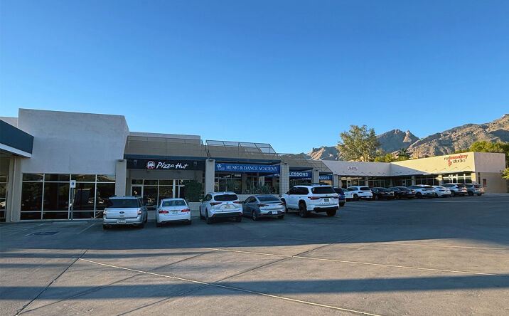 Pictures of Retail property located at 4811 E Sunrise Dr, Tucson, AZ 85718 for lease - image #1