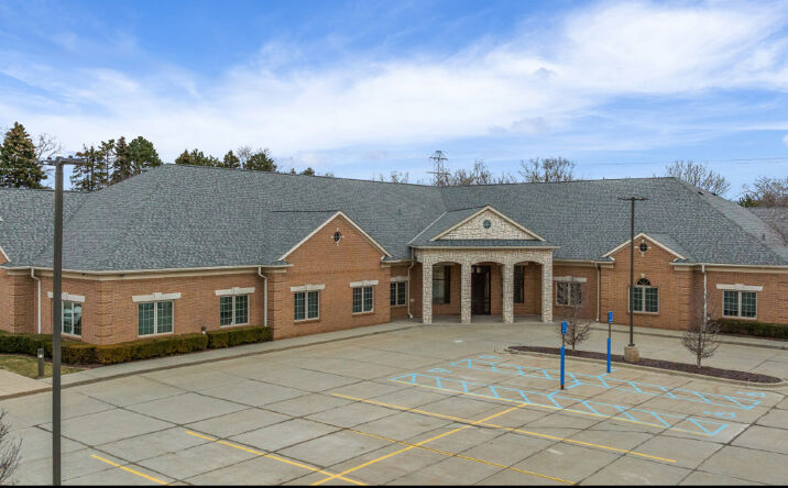Pictures of Office property located at 38550 Garfield Rd, Clinton Township, MI 48038 for lease - image #1