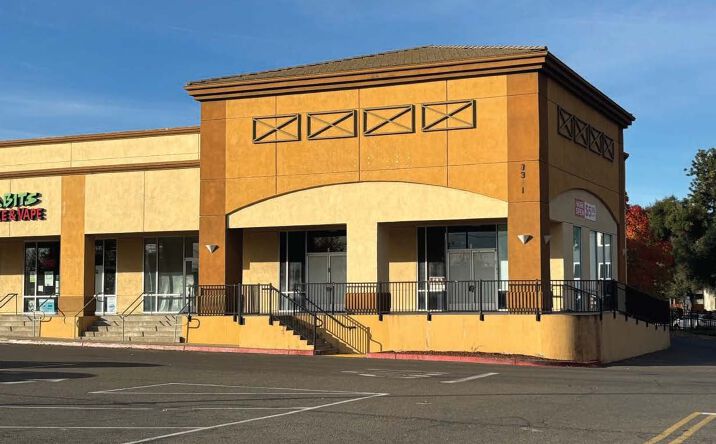Pictures of Retail property located at 8391 Folsom Blvd, Sacramento, CA 95826 for lease - image #1