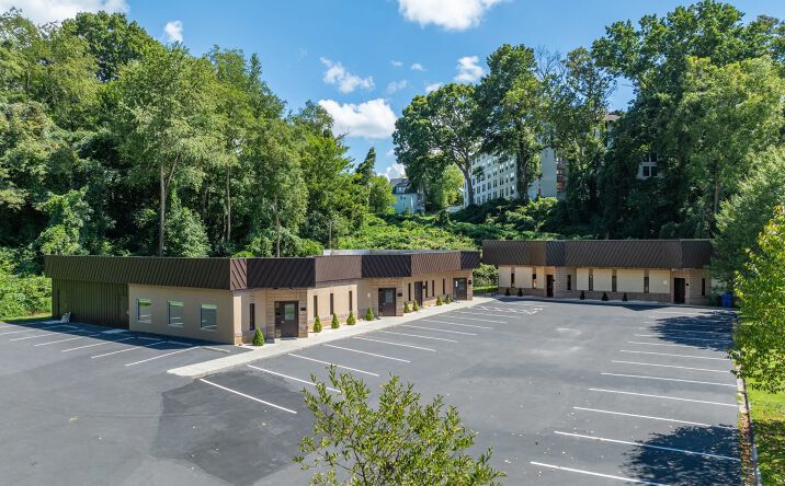 Pictures of Office property located at 122 Lyman St, Asheville, NC 28801 for lease - image #1